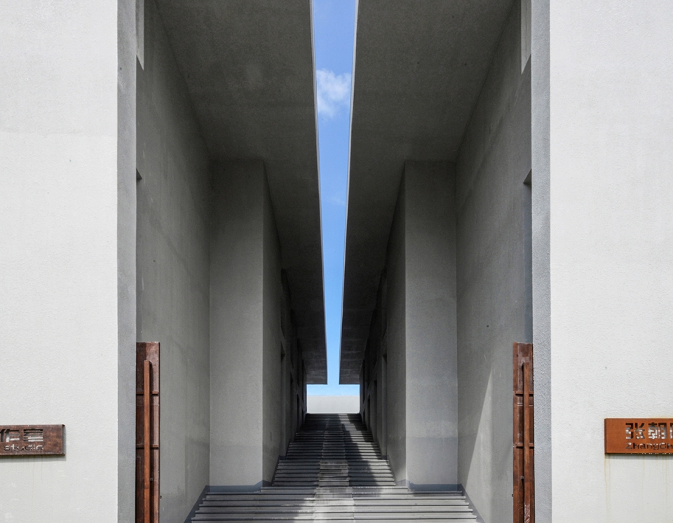 C、Z Carving art studio China by Yin Peiru Architecture Studio