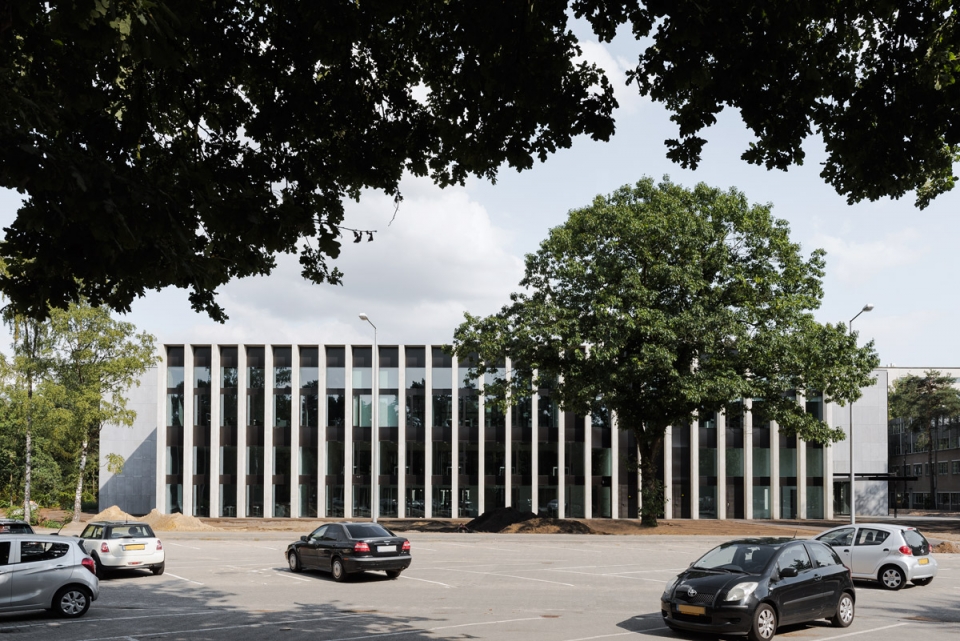 CUBE Netherland by KAAN