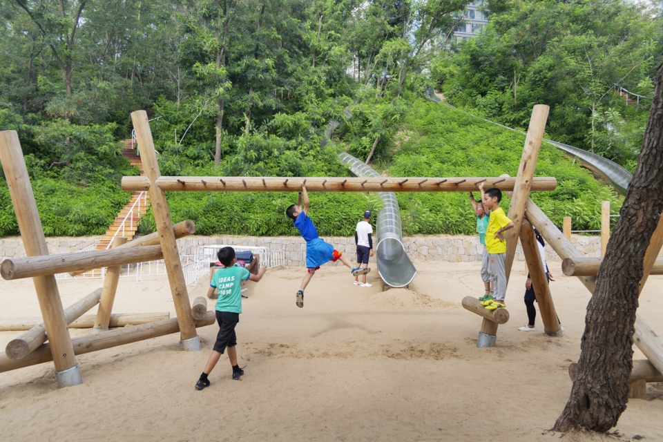 ARANYA Childrens farm China by Z T STUDIO