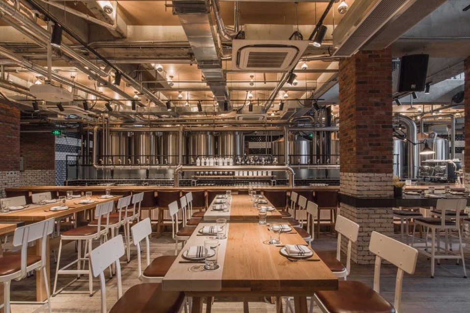 GOOSE ISLAND BREWHOUSE China by ASIG Design 1