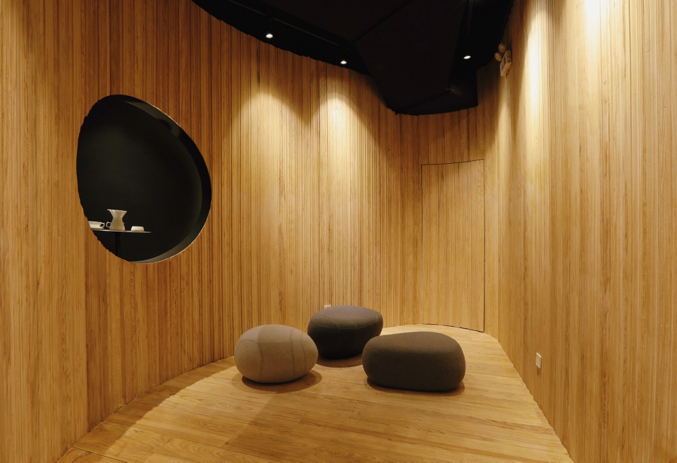 TIME MORE·Hand brew Coffee experience center China by Robot 3