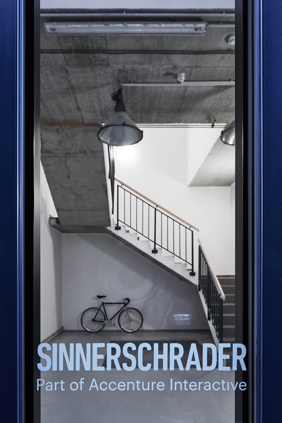 SinnerSchrader Studio Prague by Kurz architects