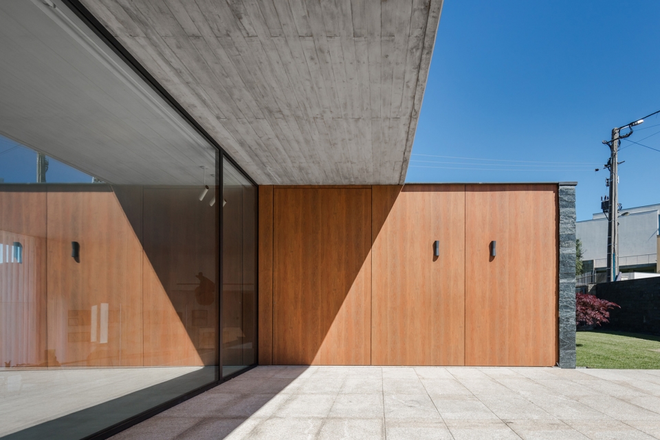 fraiao house by trama arquitetos