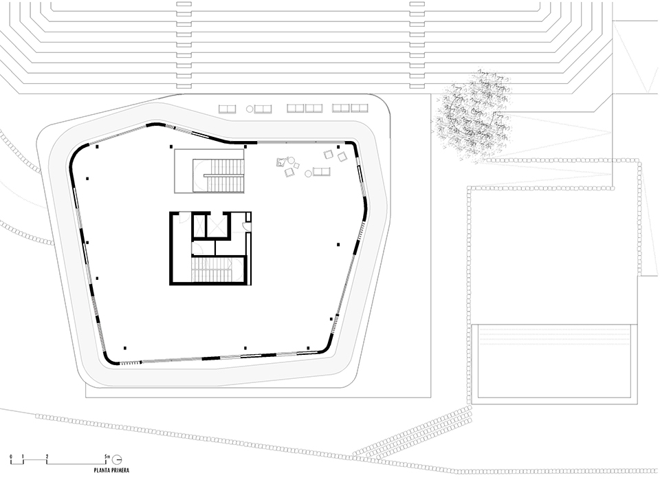 tennis terraces by gras arquitectos