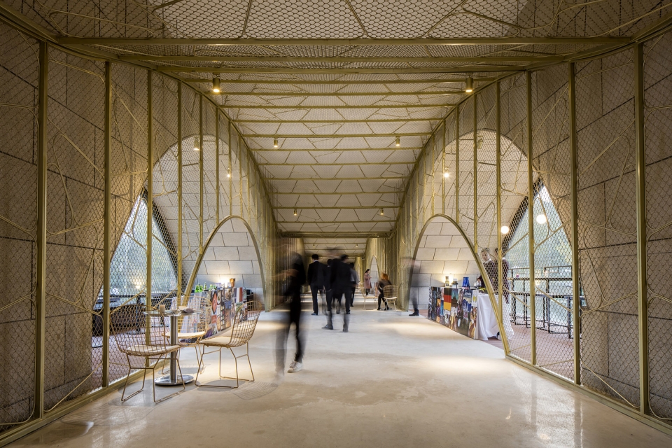 VITA THE FORTUNE BRIDGE china by arizon design