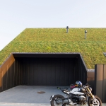 House behind the Roof by Superhelix Pracownia Projektowa