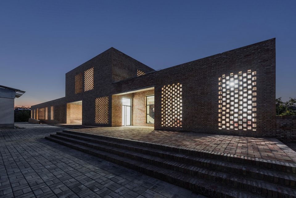 Village center in Sanhe Wall Architects of XAUAT