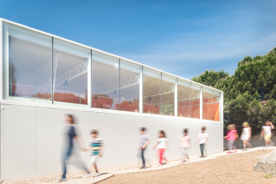 colegio nuestra senora de lourdes by picado de blas arquitectos