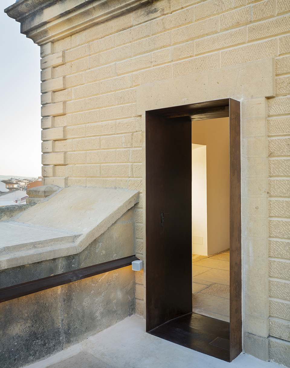 renovation of casa de la piedra by pablo millan