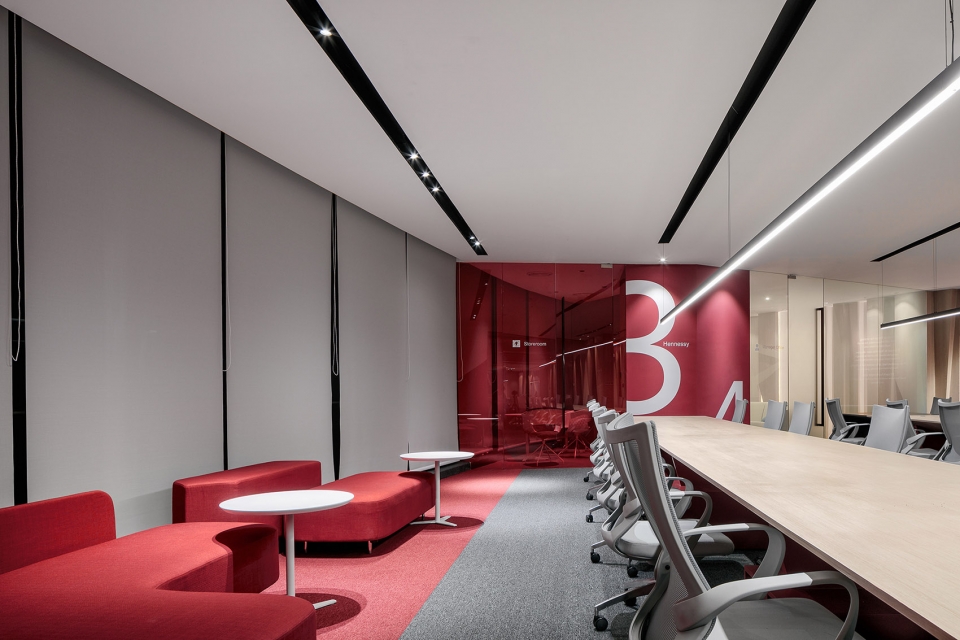 The most beautiful expectation Technology office china by Zones Design Studio