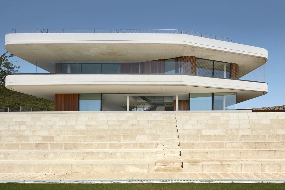 tennis terraces by gras arquitectos