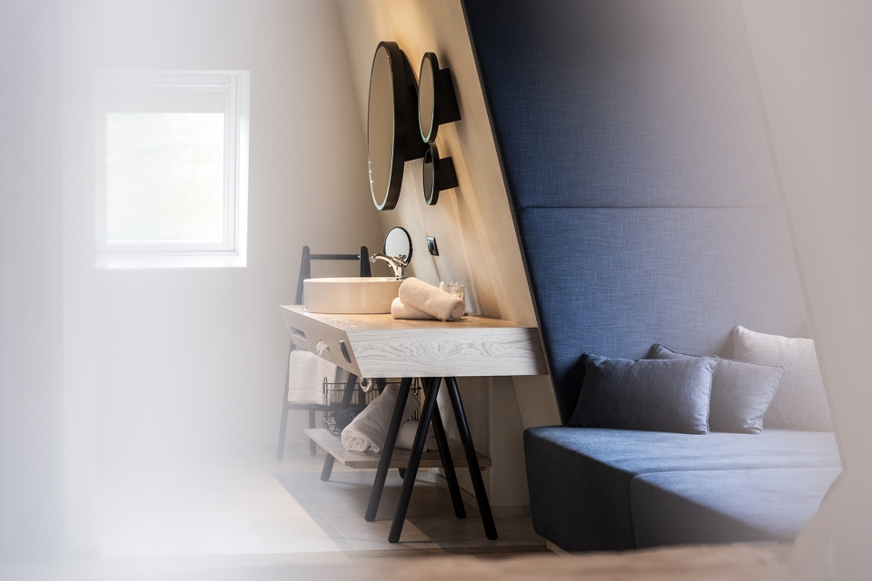 gloriette guesthouse by noa