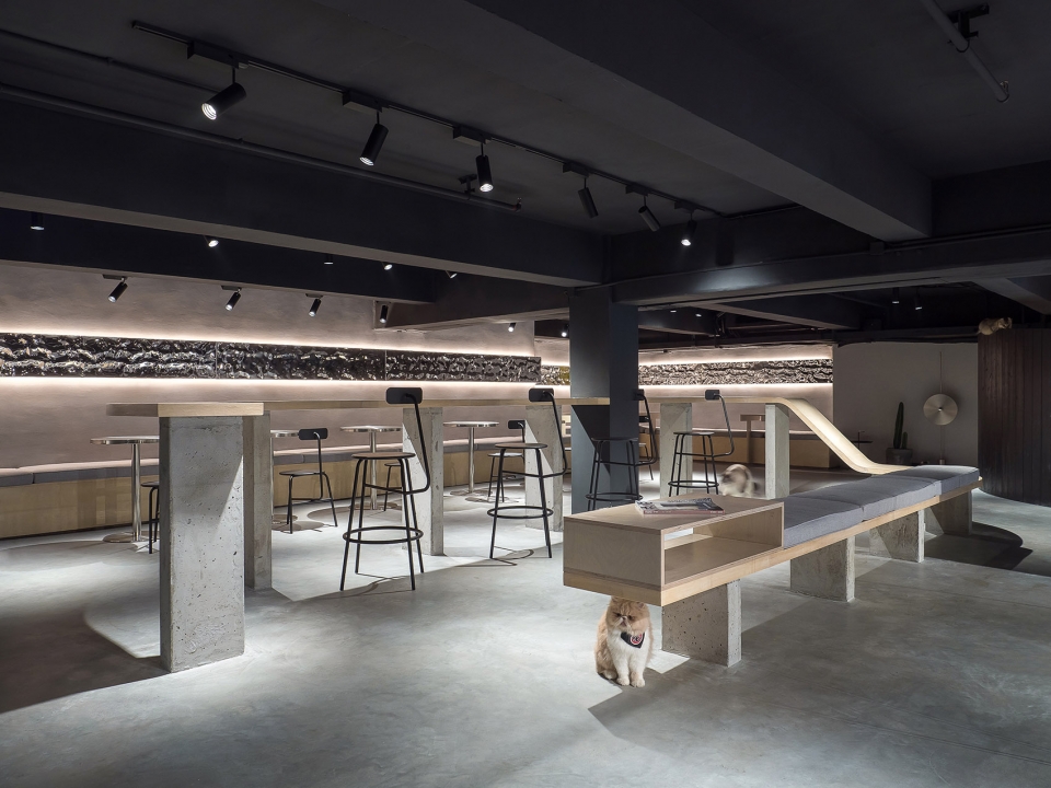 环形吧台 Meow Restaurant E Studio