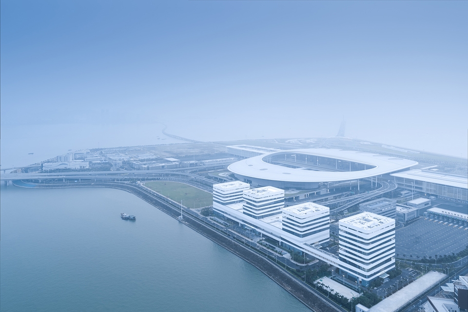 hong kong zhuhai macao bridge zhuhai port office area project by ecadi