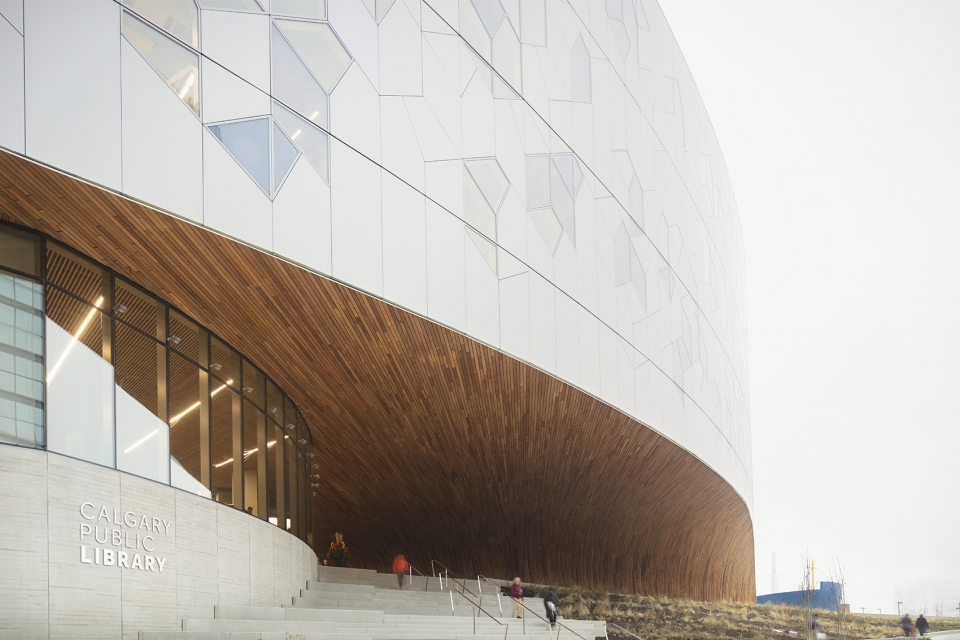 new central library of calgary by snohetta