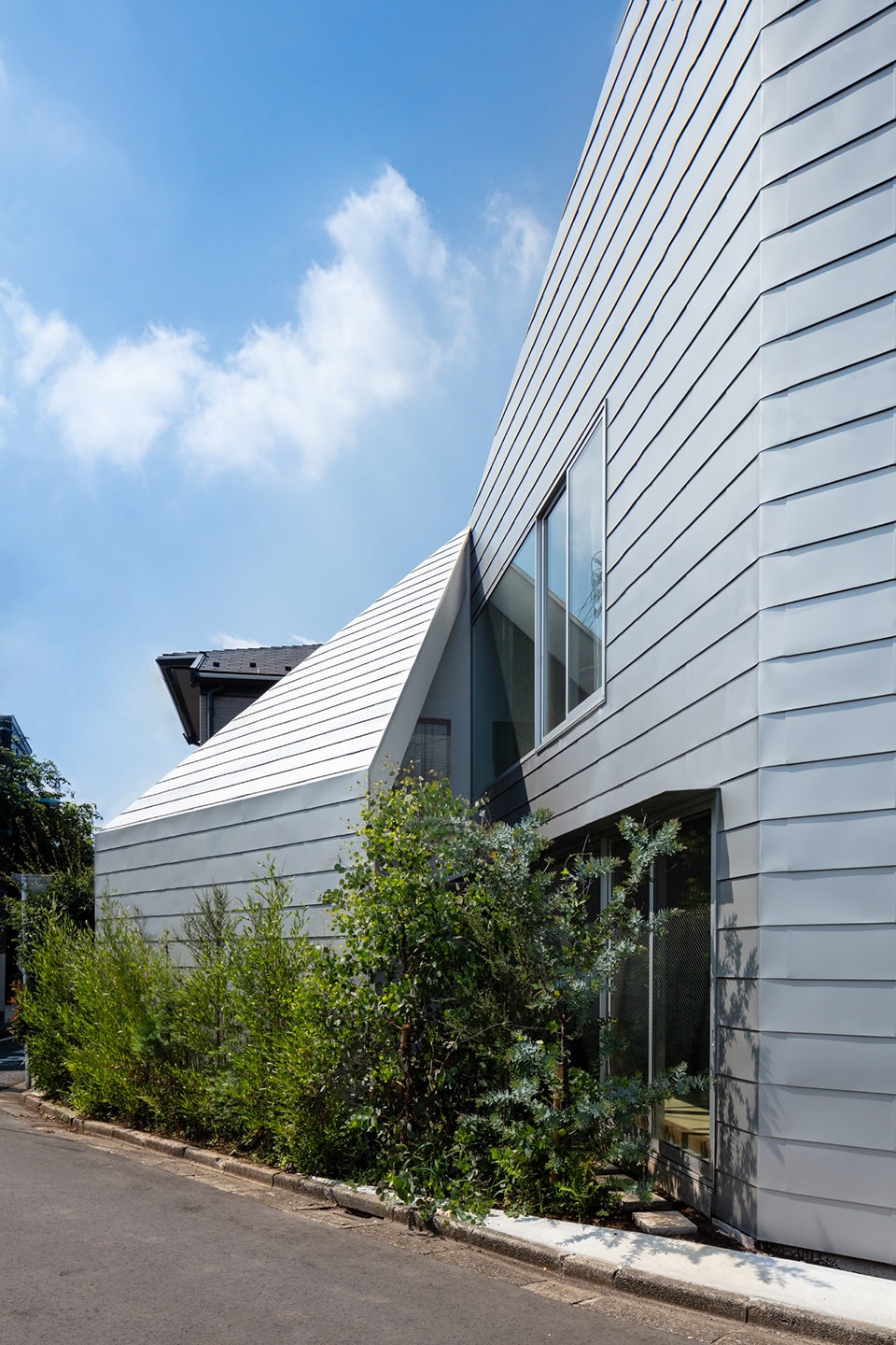 k2 house by aae