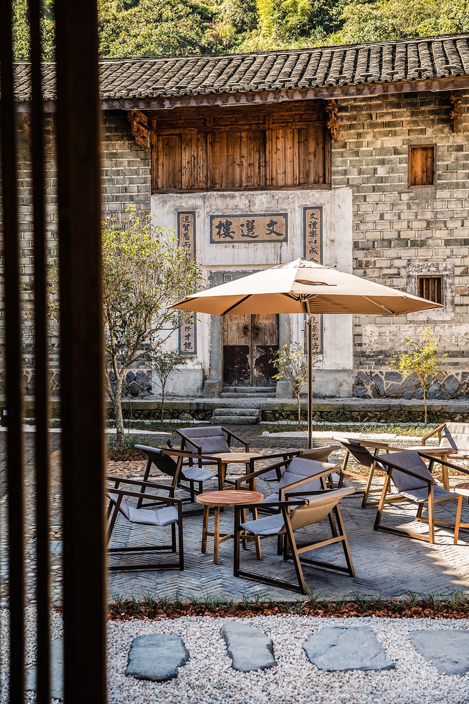 tsingpu tulou retreat by trace architecture office