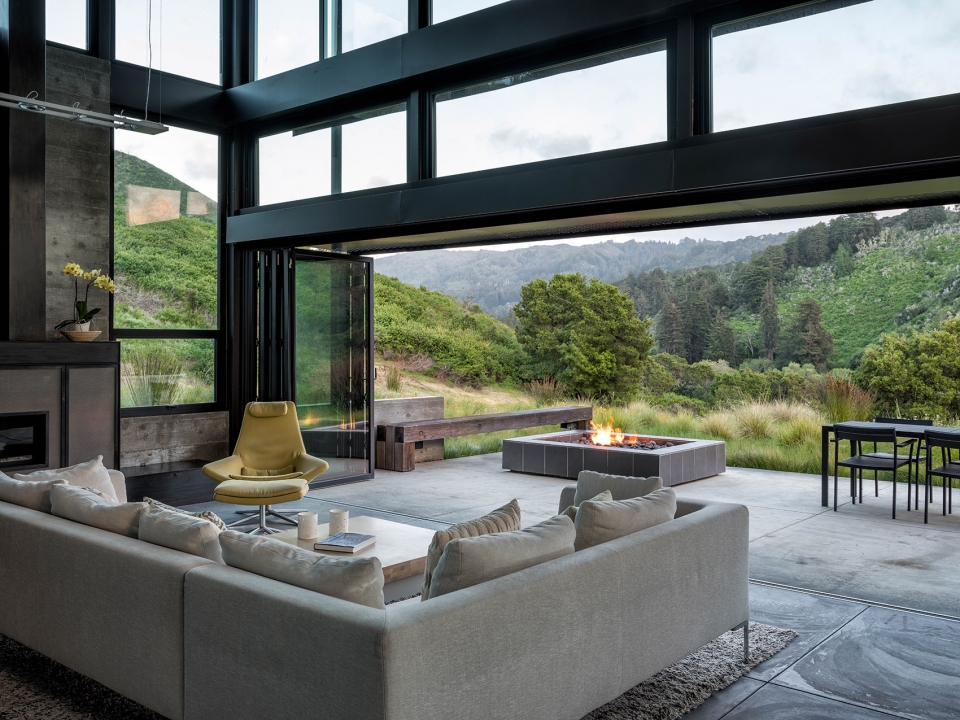 Butterfly House by Feldman Architecture