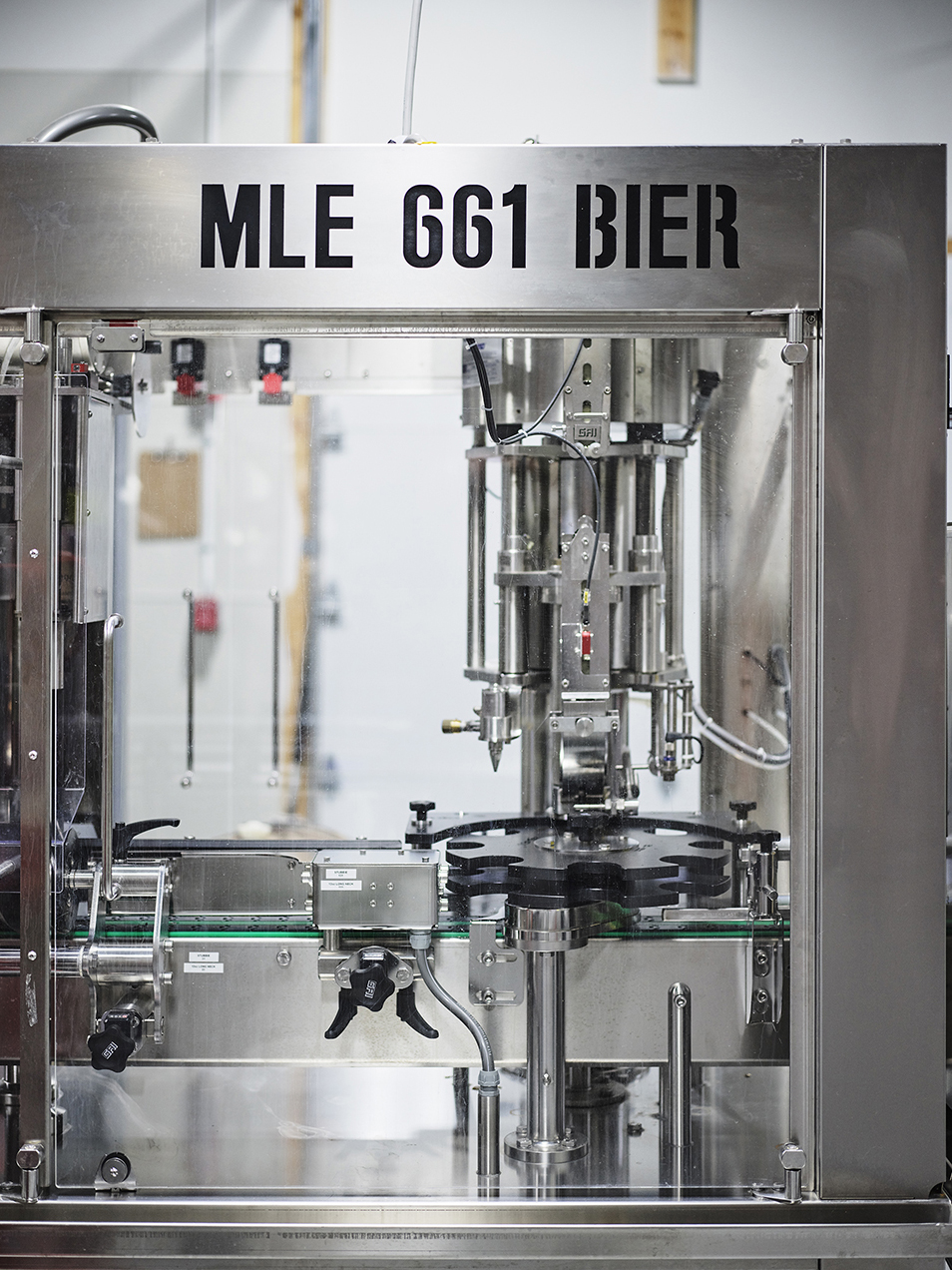 bad lab beer co by studio richard lindvall 1