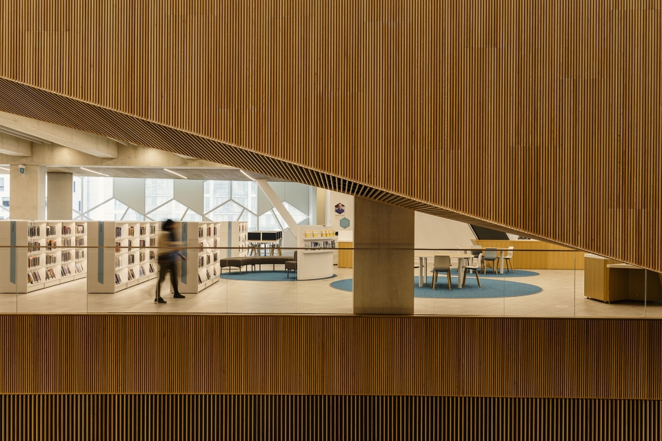 new central library of calgary by snohetta