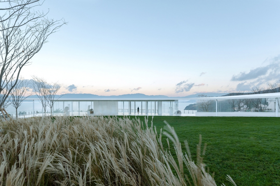 Yunnan Fuxian Lake Vanke Art Aesthetic Center Change Studio
