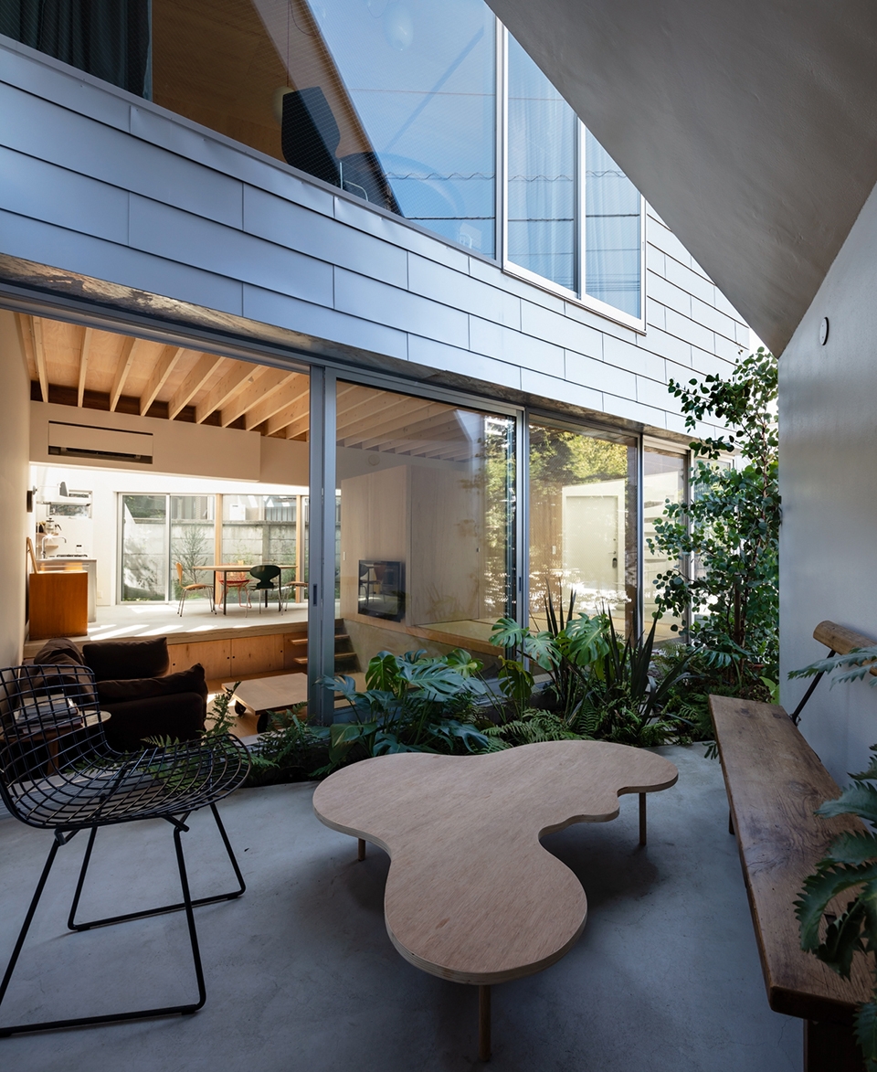 k2 house by aae