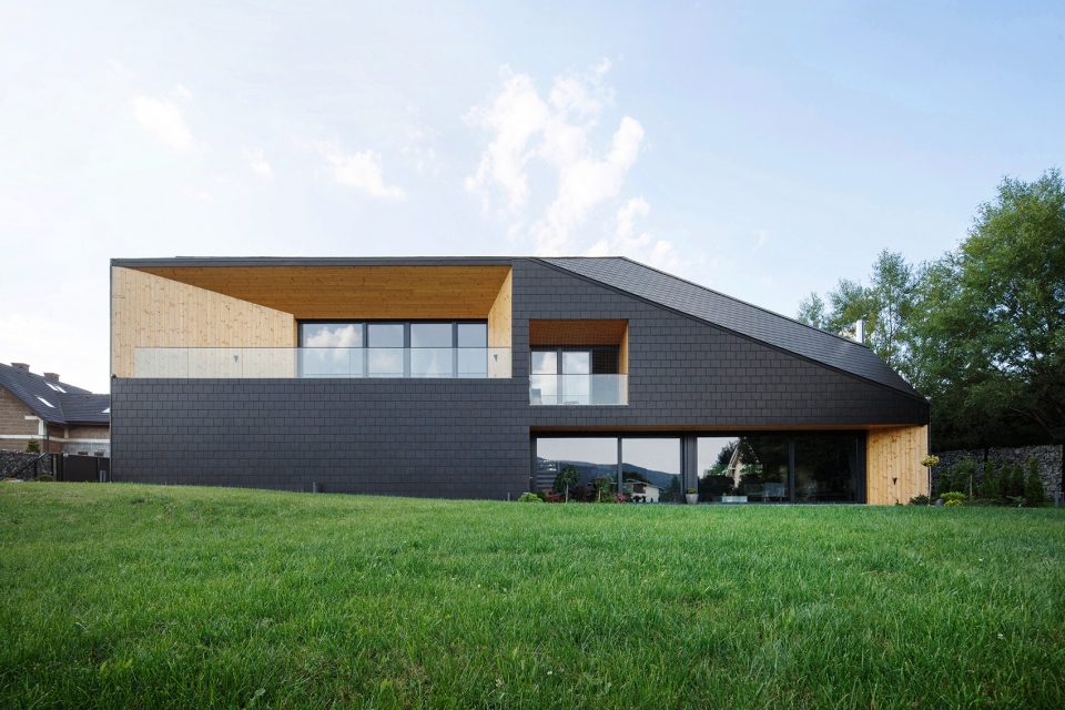 black rock house in bielsko biala by mus architects