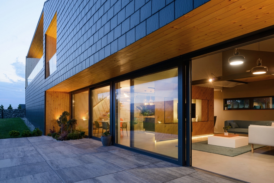 black rock house in bielsko biala by mus architects