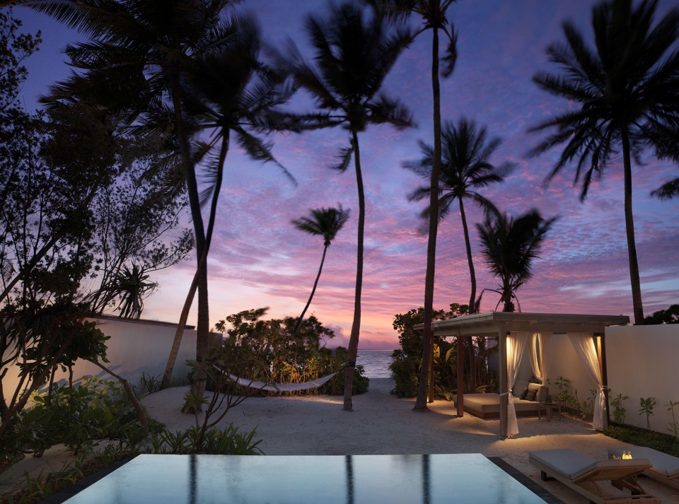 fairmont maldives sirru fen fushi by hirsch bedner associates