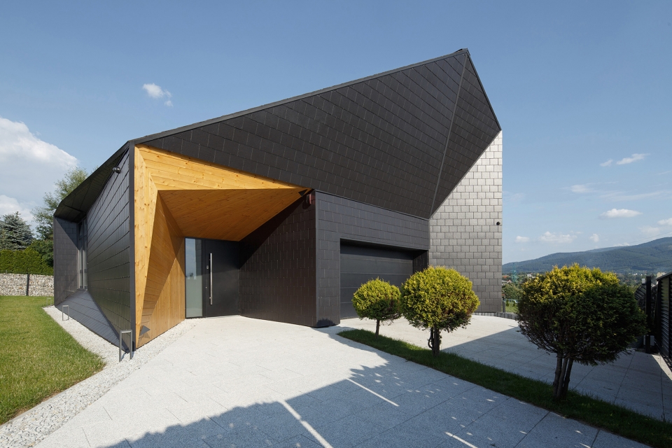 black rock house in bielsko biala by mus architects