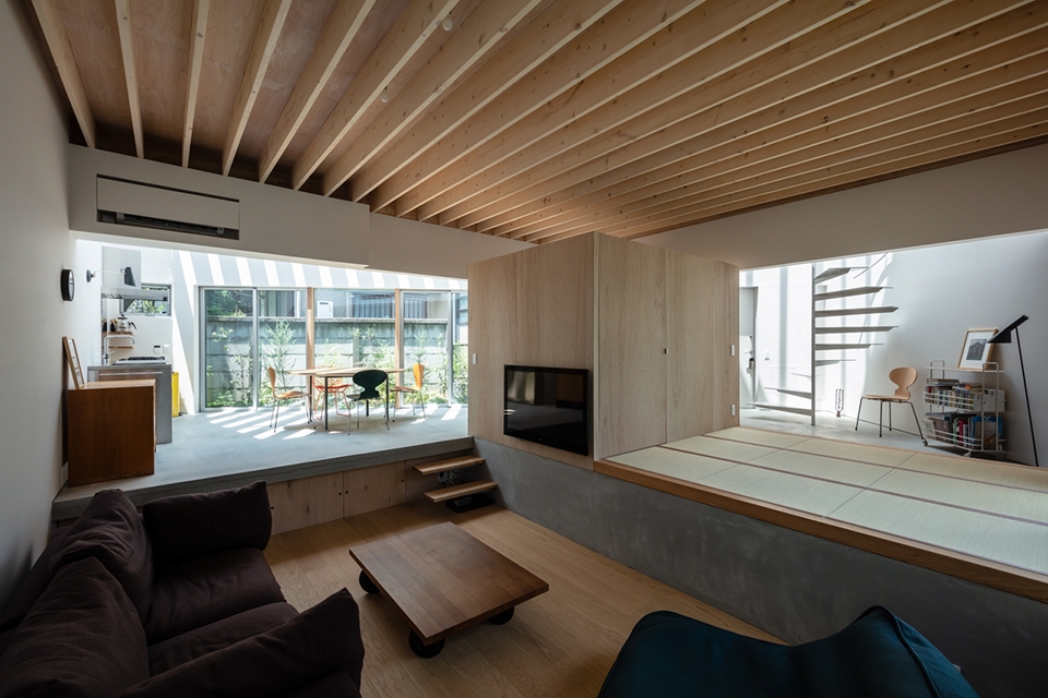 k2 house by aae