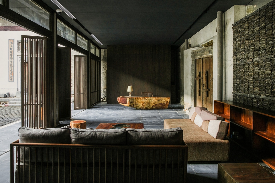 tsingpu tulou retreat by trace architecture office
