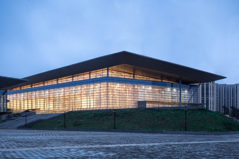 zunyi rosa international exhibition and convention center china by capol international associates group
