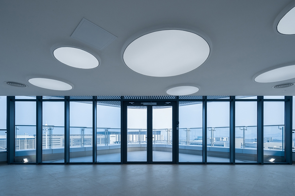 hong kong zhuhai macao bridge zhuhai port office area project by ecadi
