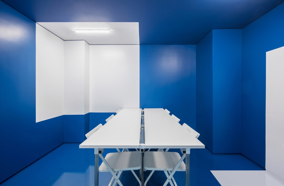 station neo by atelier archimosphere