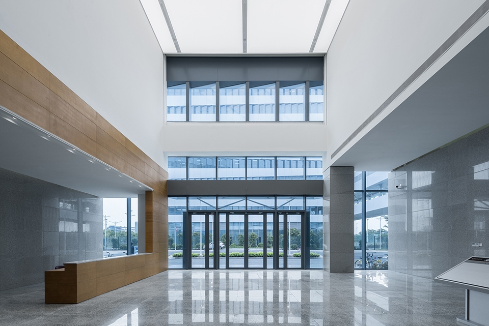 hong kong zhuhai macao bridge zhuhai port office area project by ecadi