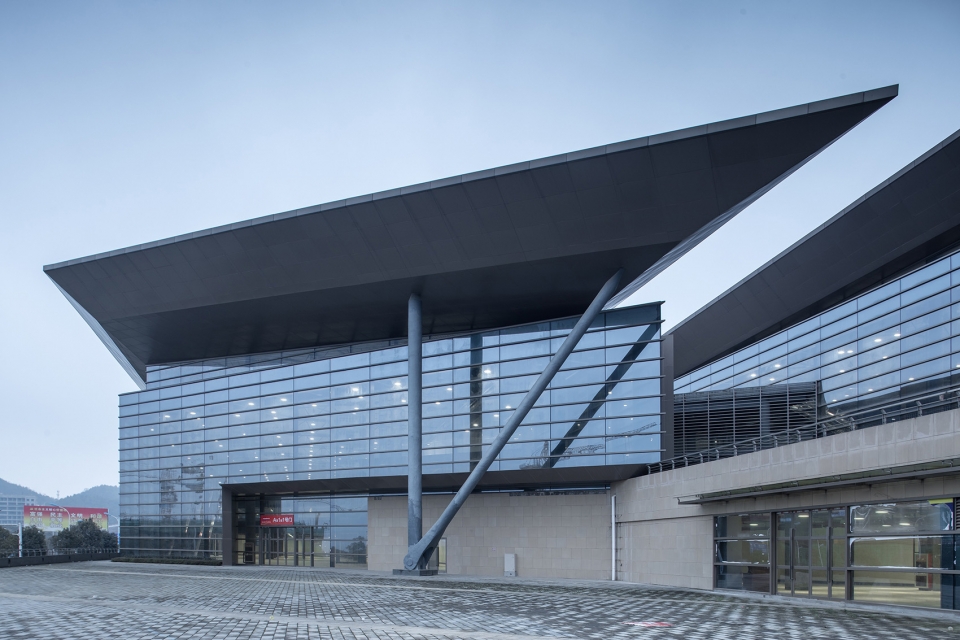 zunyi rosa international exhibition and convention center china by capol international associates group