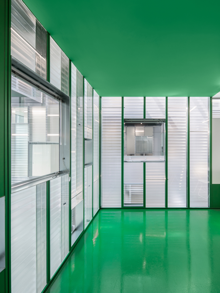 station neo by atelier archimosphere