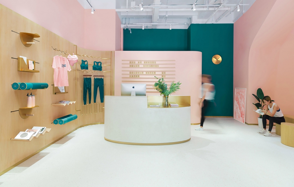 VIS fitness studio RONG Design