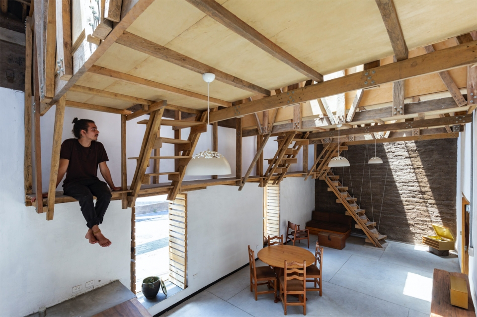 house of the flying beds al borde