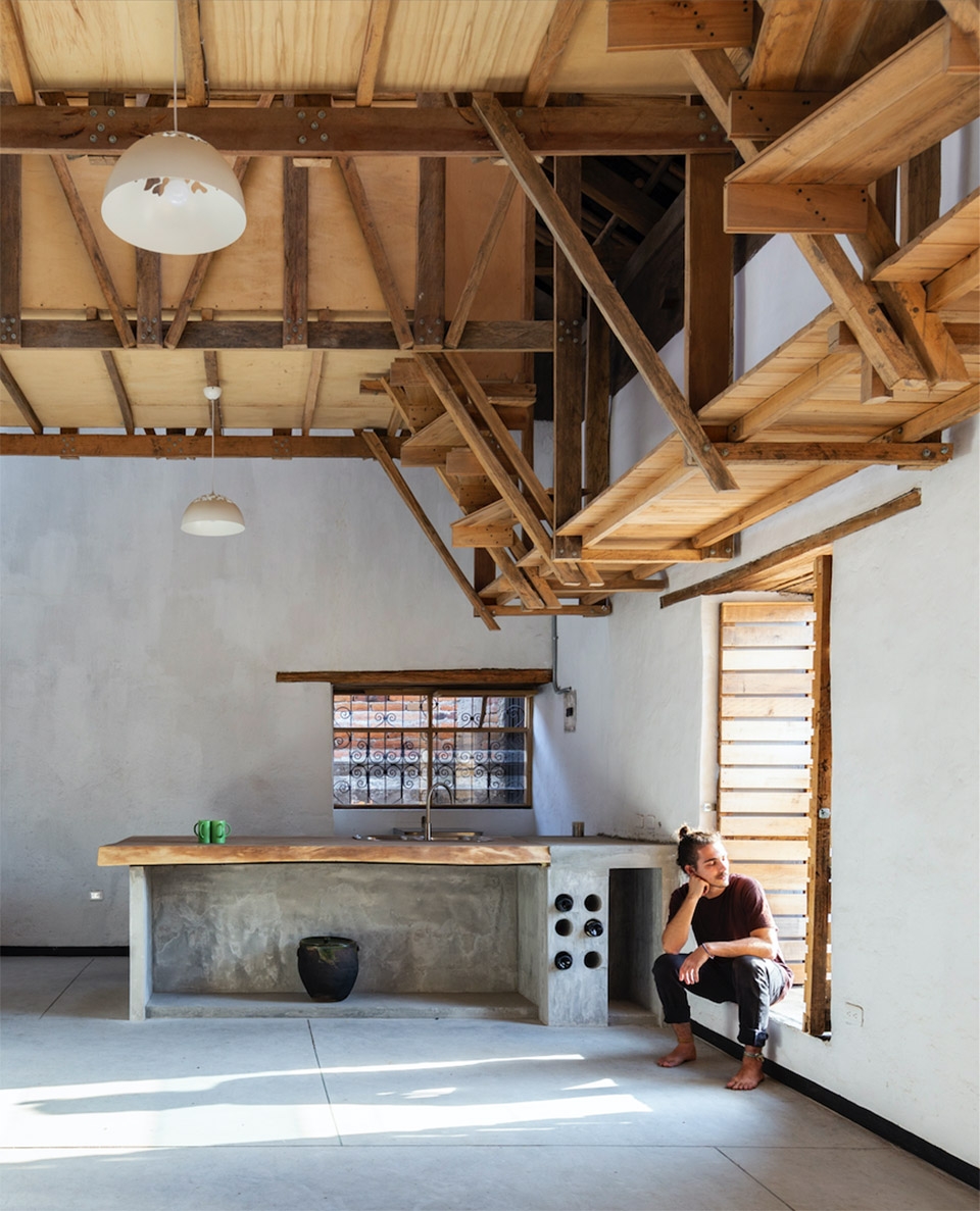 house of the flying beds al borde