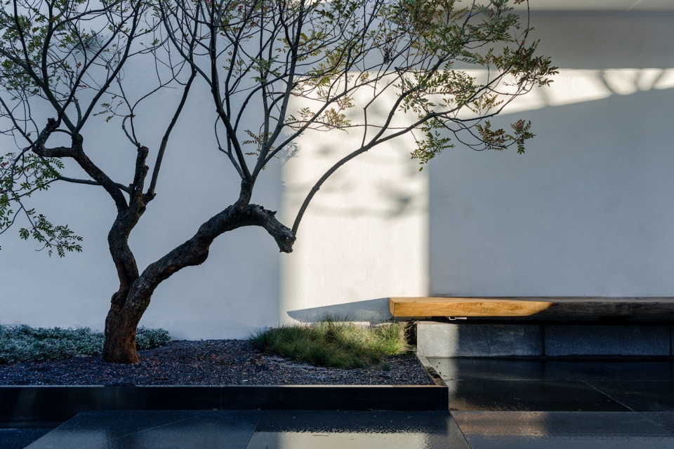 Yunnan Fuxian Lake Vanke Art Aesthetic Center Change Studio