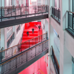 Red Arrow公共大厅翻新，上海 / 100architects