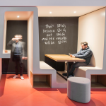 Red Arrow公共大厅翻新，上海 / 100architects