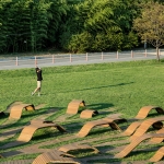 草地长椅，韩国 / Yong Ju Lee Architecture