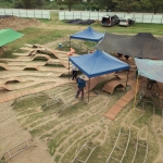草地长椅，韩国 / Yong Ju Lee Architecture