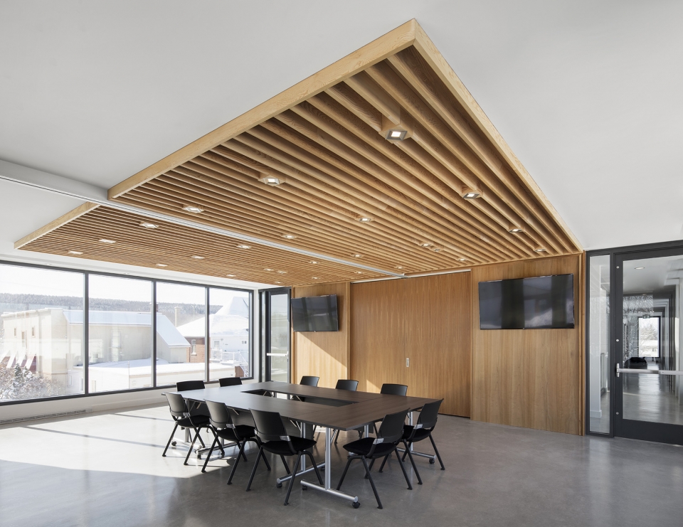 rigaud city hall by affleck de la riva architects