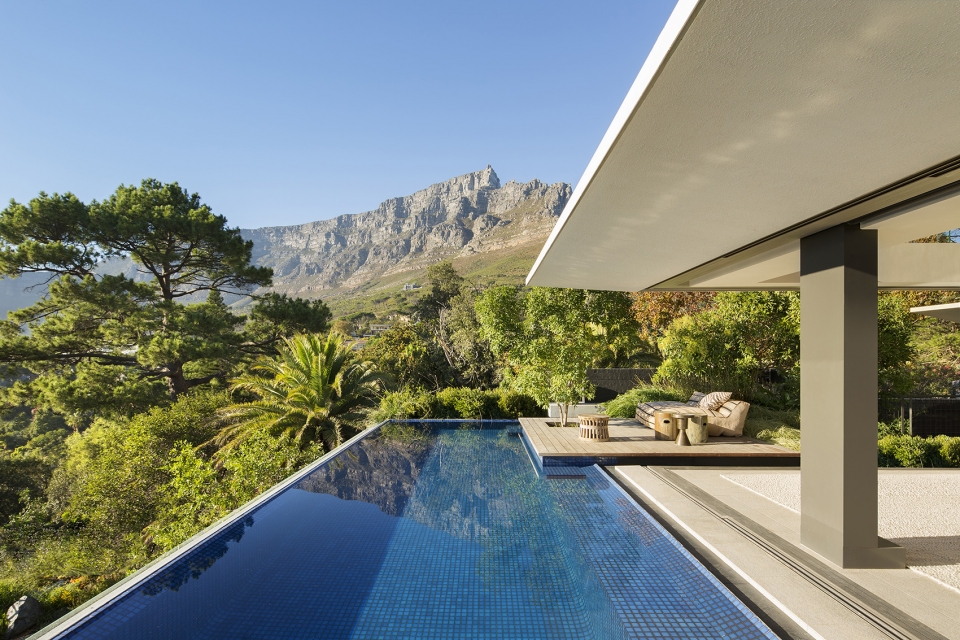 kloof 119a by saota