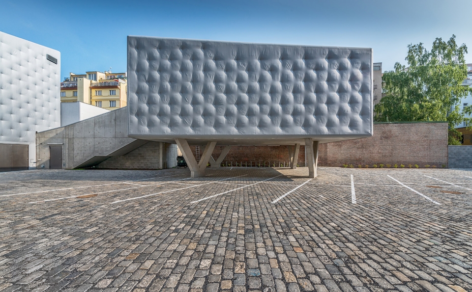 centre for contemporary art dox by petr hajek architekti