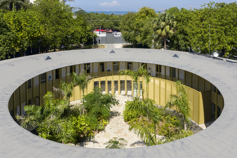 french embassy in haiti by explorations architecture